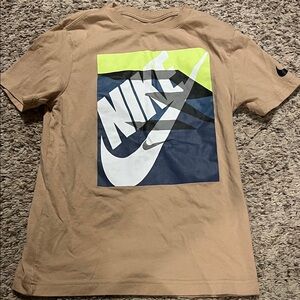 Nike Beige and Navy Graphic Men's Tee